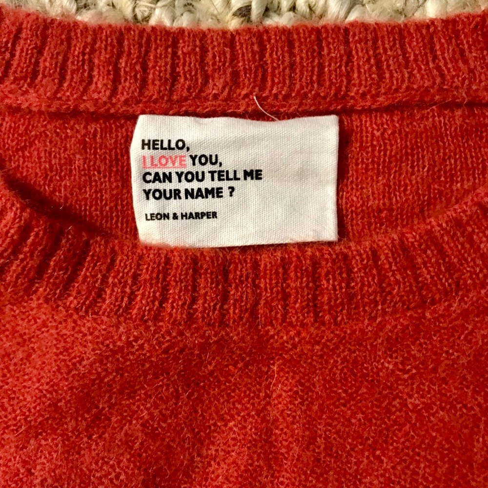 Red sweater with Ruffle - Picture 2 of 3